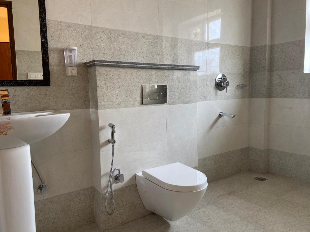 Hotel Tulsi Villa Dehradun Extérieur photo